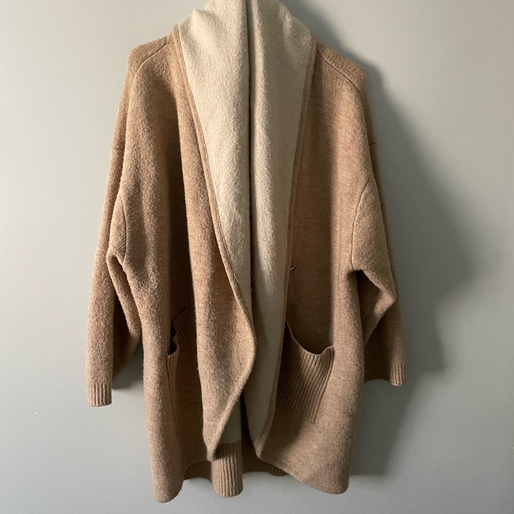 DKNY cardigan 12 - Picture 2 of 10
